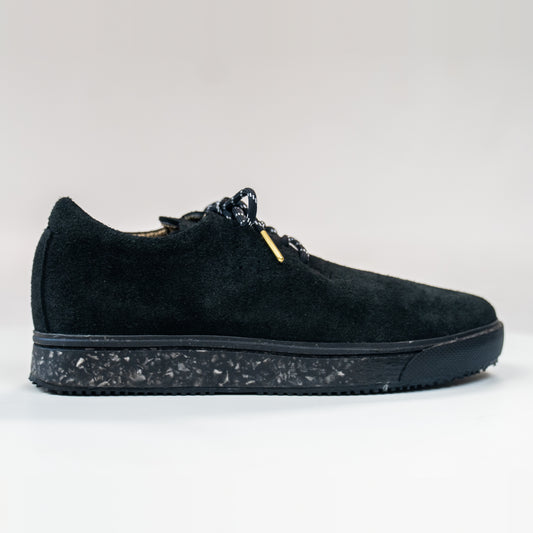 SUBTXT INDUSTRIES THE MACAW LOCAL - sustainable skate/golf shoe made with recycled Blumaka foam and premium leather.
