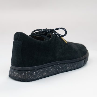 SUBTXT INDUSTRIES THE MACAW LOCAL - sustainable skate/golf shoe made with recycled Blumaka foam and premium leather.